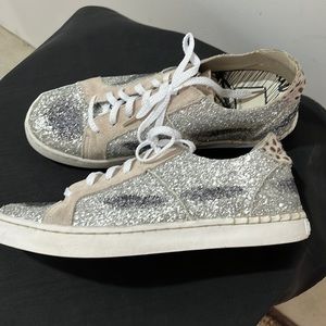 Dolce Vita glitter sneakers SZ 7.5